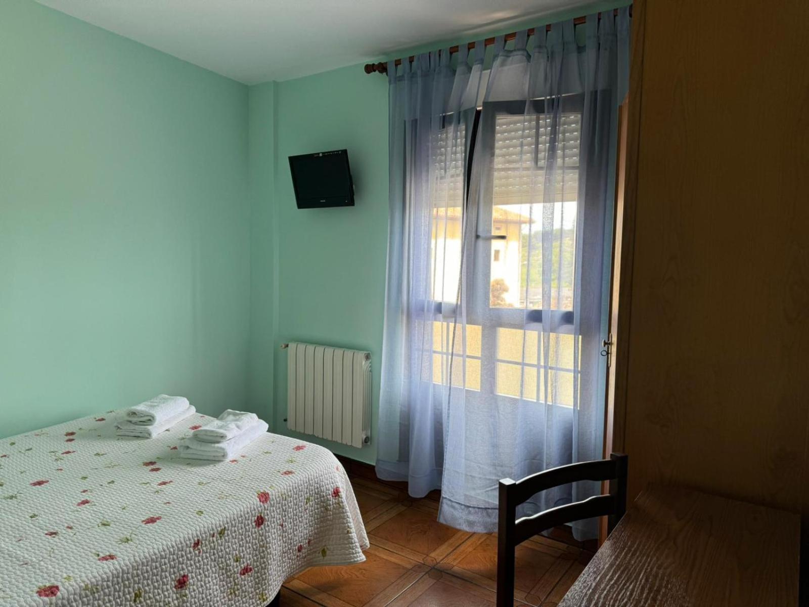 El Castanu De Cue Hotel Kültér fotó